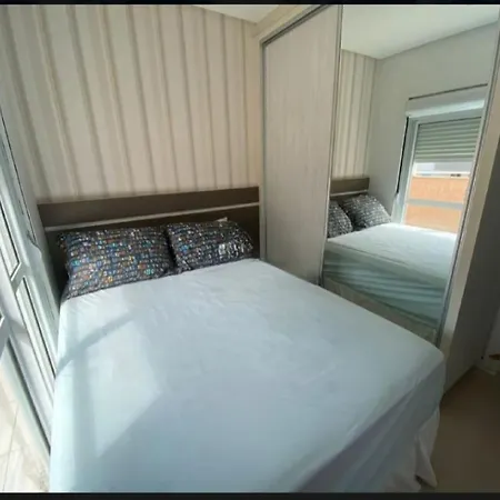 Quarto, O Banheiro E De Uso Exclusivo Do Hospede E Fica Localizado No Corredor , Piscina Compartilhada, Nao E O Apartamento Inteiro, Somente O Quarto Bombinhas Exterior photo